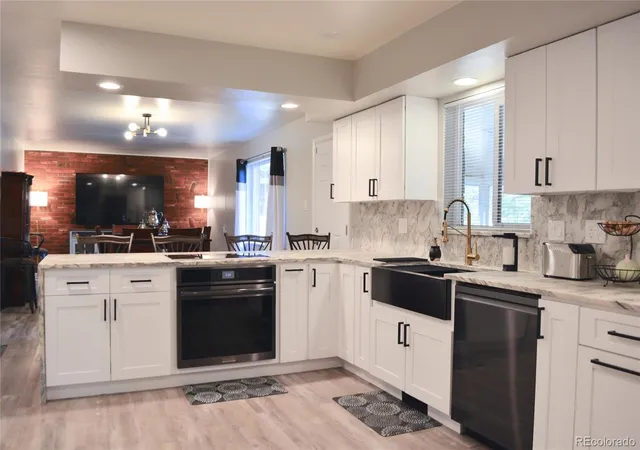 Photo 2 of Single family home for sale at 179 Del Mar Cir, Aurora, CO 80011 | MLS# 4252205 | Listing updated on 2026-10-09