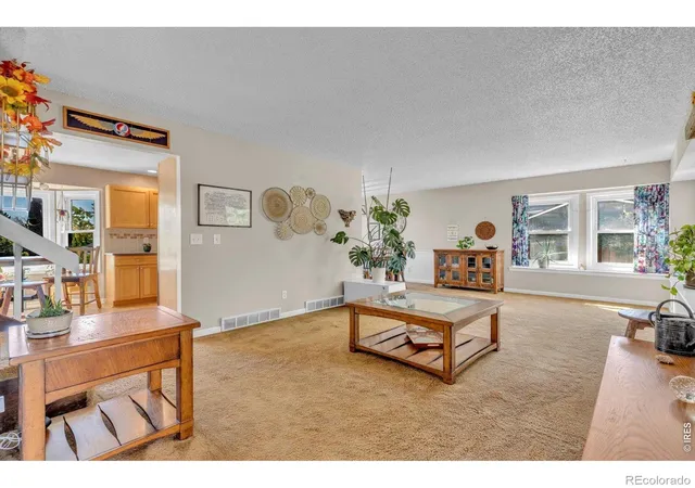Photo 3 of Single family home for sale at 1710 Gifford Dr, Longmont, CO 80501 | MLS# IR1070206 | Listing updated on 2026-10-08