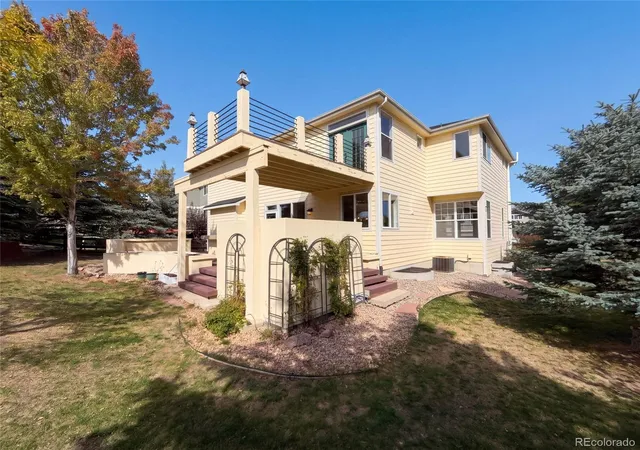 Photo 4 of Single family home for sale at 660 Stonemont Ct, Castle Pines, CO 80108 | MLS# 5224939 | Listing updated on 2026-10-09