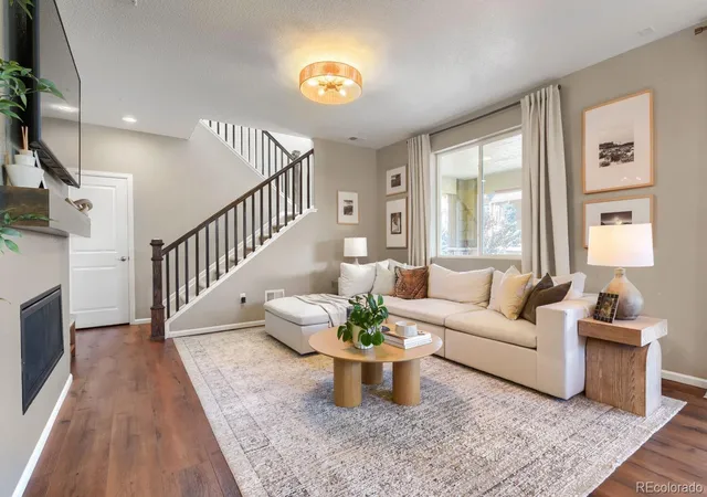 Photo 3 of Single family home for sale at 9099 Fraser River St, Littleton, CO 80125 | MLS# 7886042 | Listing updated on 2026-10-09