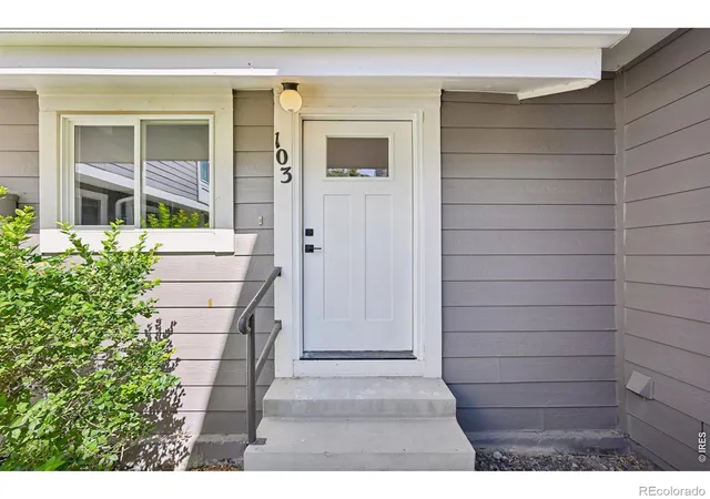 Photo 3 of Townhouse for sale at 6670 W 84th Circle #103, Arvada, CO 80003 | MLS# IR1070214 | Listing updated on 2026-10-08