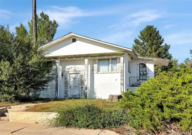 Photo 2 of Single family home for sale at 205 7th Street, Hugo, CO 80821 | MLS# 1628423 | Listing updated on 2026-10-09