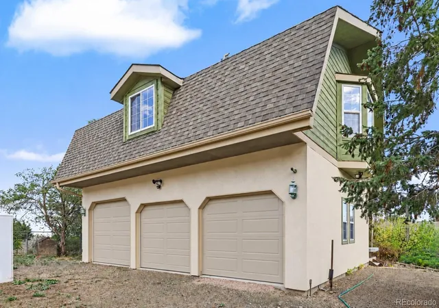 Photo 3 of Single family home for sale at 4285 Easley Rd, Golden, CO 80403 | MLS# 7583501 | Listing updated on 2026-10-09
