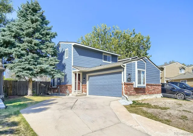 Photo 2 of Townhouse for sale at 12681 Eudora St, Thornton, CO 80241 | MLS# 6648528 | Listing updated on 2026-10-09