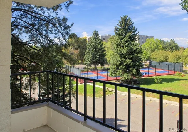 Condo for sale at 13902 E Marina Dr #304, Aurora, CO 80014 | MLS# 1924548