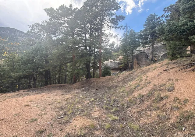 Photo 2 of Land for sale at 336 Ponderosa View, Manitou Springs, CO 80829 | MLS# 3216841 | Listing updated on 2026-10-12