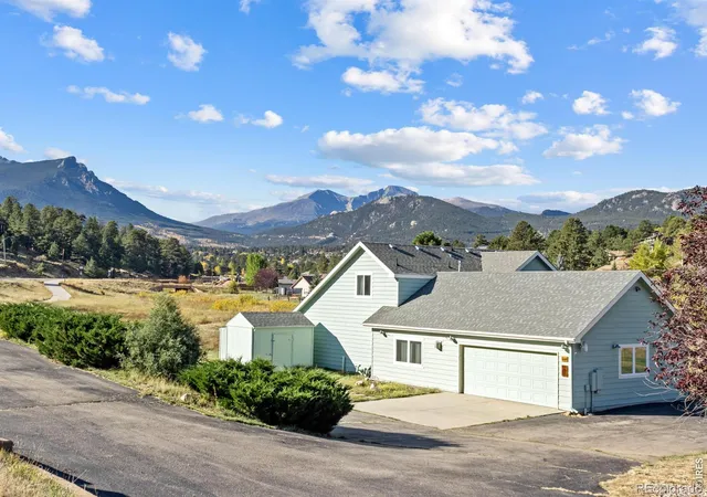 Single family home for sale at 1601 Fish Crk Rd, Estes Park, CO 80517 | MLS# IR1070223