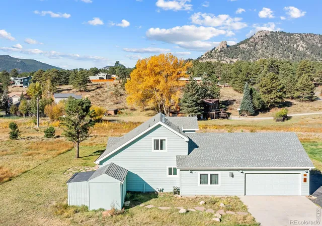 Photo 2 of Single family home for sale at 1601 Fish Crk Rd, Estes Park, CO 80517 | MLS# IR1070223 | Listing updated on 2026-10-08