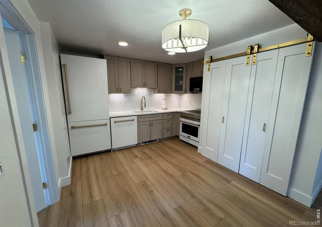 Photo 1 of Condo for sale at 3237 Redstone Rd, Boulder, CO 80305 | MLS# IR1070224 | Listing updated on 2026-10-10