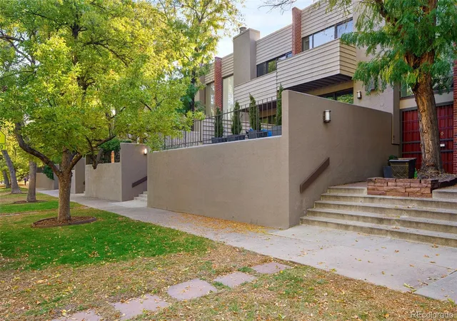 Photo 3 of Townhouse for sale at 483 Columbine St, Denver, CO 80206 | MLS# 3589303 | Listing updated on 2026-10-21