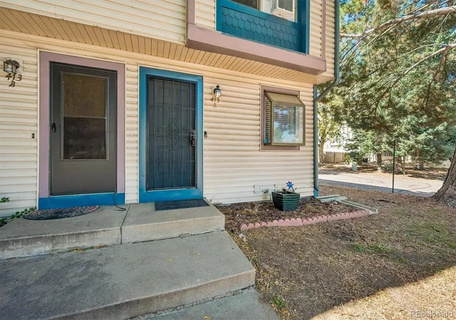Photo 2 of Townhouse for sale at 413 S Kittredge St #A, Aurora, CO 80017 | MLS# 5368625 | Listing updated on 2026-10-09