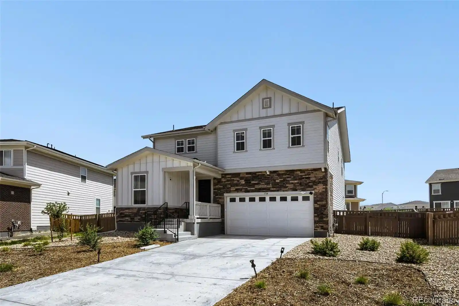 Photo 2 of Single family home for sale at 5764 N Jericho Way, Aurora, CO 80019 | MLS# 4955799 | Listing updated on 2026-10-24