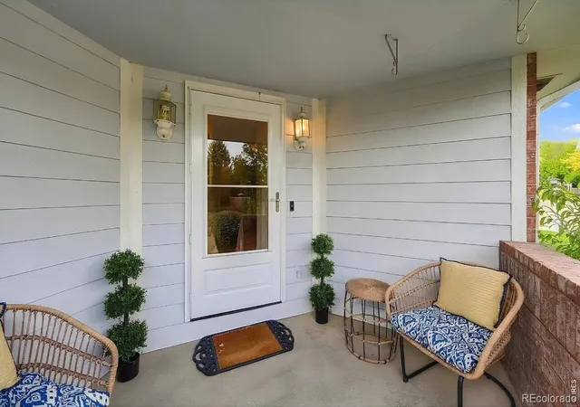 Photo 3 of Single family home for sale at 2933 Lake Park Way, Longmont, CO 80503 | MLS# 9067734 | Listing updated on 2026-10-08