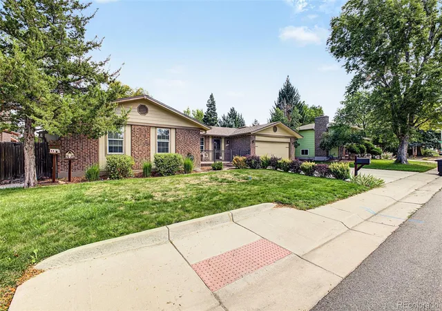 Photo 3 of Single family home for sale at 3132 S Boston Ct, Denver, CO 80231 | MLS# 5923914 | Listing updated on 2026-10-09