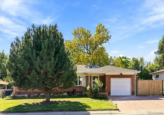 Photo 1 of Single family home for sale at 3150 W Layton Ave, Englewood, CO 80110 | MLS# 7764537 | Listing updated on 2026-10-22