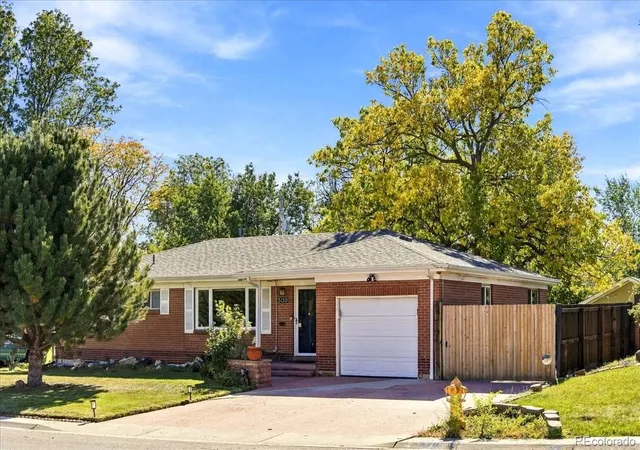 Photo 2 of Single family home for sale at 3150 W Layton Ave, Englewood, CO 80110 | MLS# 7764537 | Listing updated on 2026-10-22