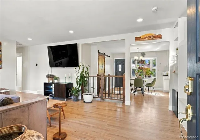 Photo 3 of Single family home for sale at 3150 W Layton Ave, Englewood, CO 80110 | MLS# 7764537 | Listing updated on 2026-10-22