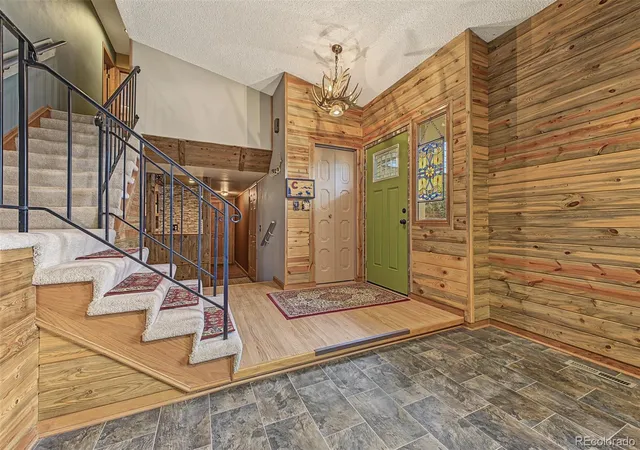 Photo 3 of Single family home for sale at 1187 E Irwin Pl, Centennial, CO 80122 | MLS# 4564250 | Listing updated on 2026-10-17