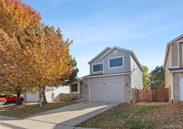 Single family home for sale at 5508 S Valdai St, Aurora, CO 80015 | MLS# 8405754