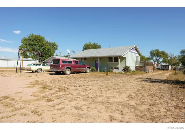 Photo 3 of Single family home for sale at 526 Lincoln Ave, Nunn, CO 80648 | MLS# IR1070231 | Listing updated on 2026-10-08