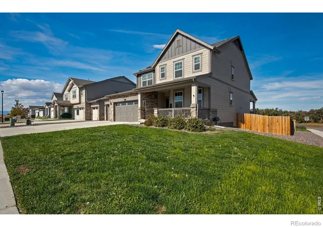Photo 2 of Single family home for sale at 457 Cameron St, Johnstown, CO 80534 | MLS# IR1070232 | Listing updated on 2026-10-09