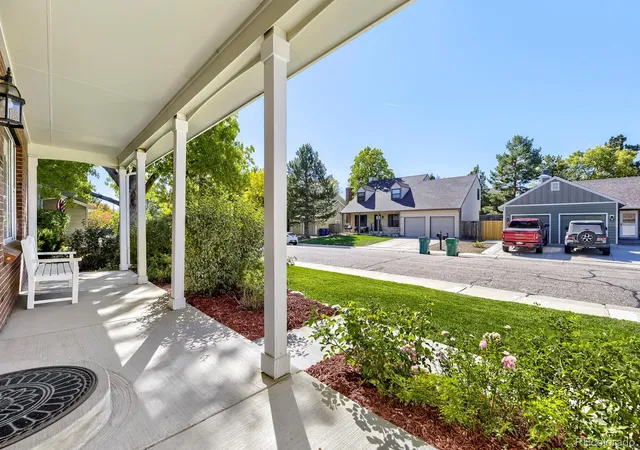 Photo 2 of Single family home for sale at 5263 E Briarwood Cir, Centennial, CO 80122 | MLS# 6653502 | Listing updated on 2026-10-10