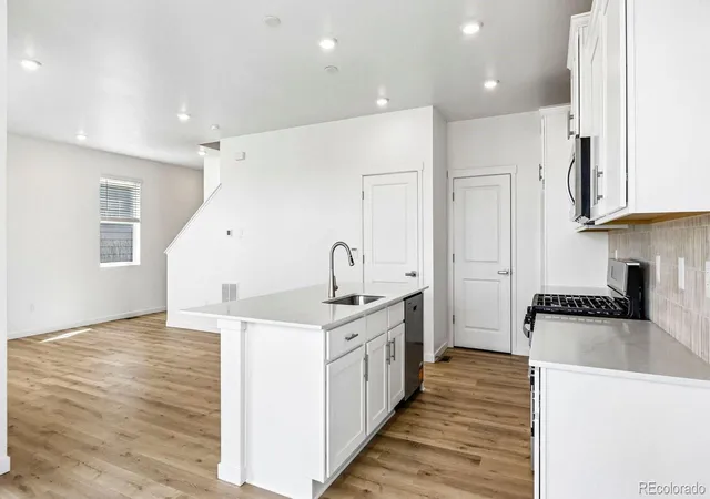 Photo 3 of Single family home for sale at 1205 Trilling Dr, Windsor, CO 80550 | MLS# 3562940 | Listing updated on 2026-10-08