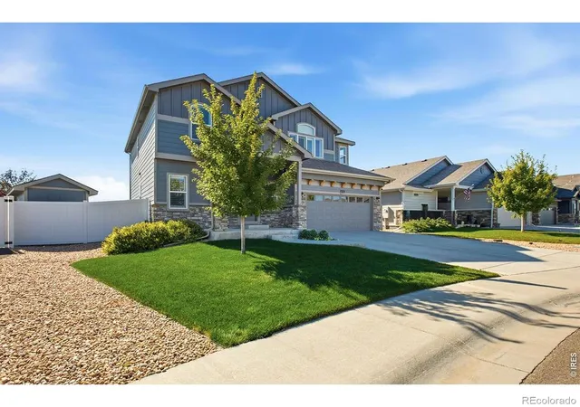 Photo 2 of Single family home for sale at 1555 Corby Dr, Windsor, CO 80550 | MLS# IR1070239 | Listing updated on 2026-10-09