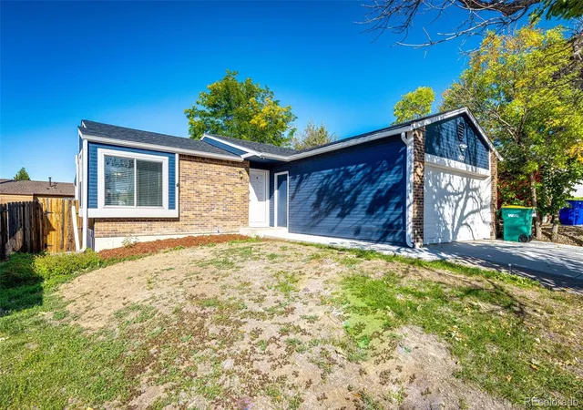 Photo 3 of Single family home for sale at 4212 S Cathay Way, Aurora, CO 80013 | MLS# 6153845 | Listing updated on 2026-10-10