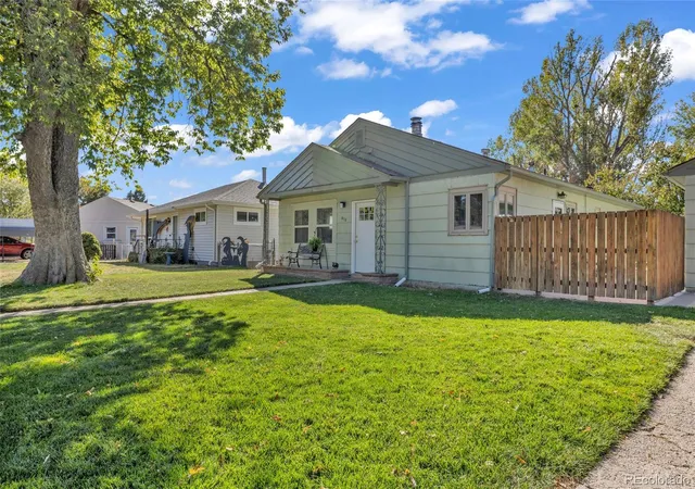 Photo 2 of Single family home for sale at 612 Lincoln St, Brush, CO 80723 | MLS# 3103057 | Listing updated on 2026-10-09