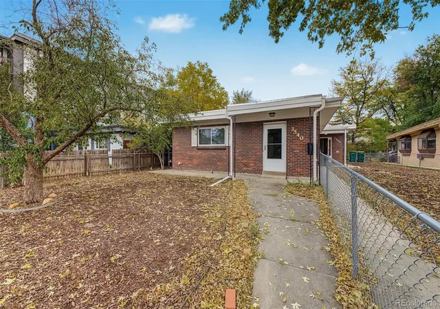 Photo 3 of Single family home for sale at 3540 S Corona St, Englewood, CO 80113 | MLS# 9005760 | Listing updated on 2026-10-23
