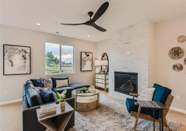 Photo 4 of Single family home for sale at 2827 Nantucket St, Strasburg, CO 80136 | MLS# 2936313 | Listing updated on 2026-10-08