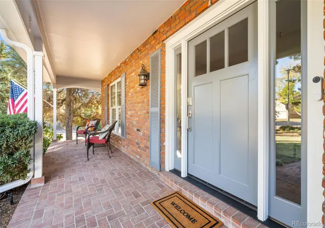 Photo 3 of Single family home for sale at 3895 S Poplar St, Denver, CO 80237 | MLS# 4796550 | Listing updated on 2026-10-17