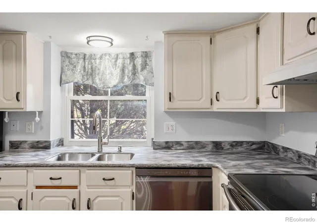 Photo 4 of Single family home for sale at 4151 Balsa Ct, Loveland, CO 80538 | MLS# IR1070244 | Listing updated on 2026-10-08
