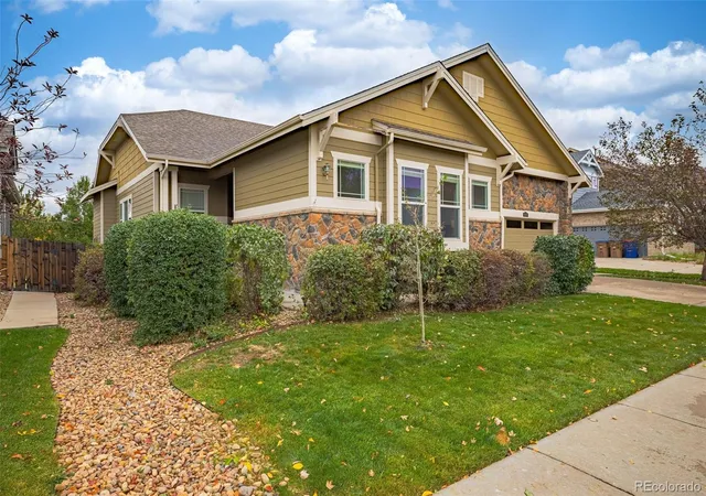 Photo 2 of Single family home for sale at 6240 S Newbern Way, Aurora, CO 80016 | MLS# 8701196 | Listing updated on 2026-10-17
