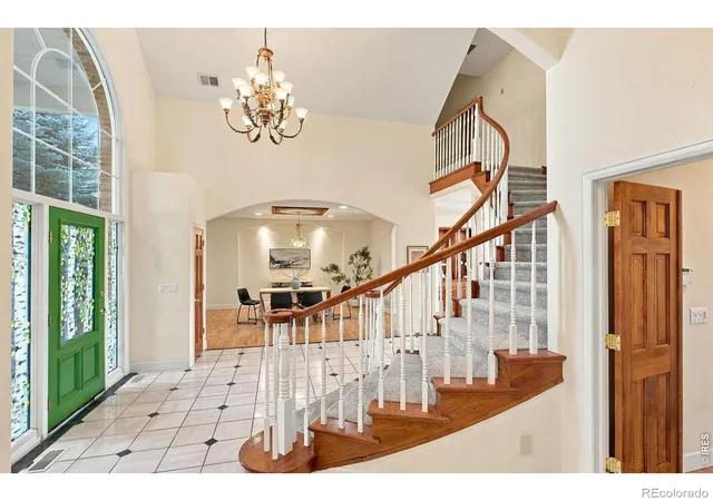 Photo 4 of Single family home for sale at 1425 Vantage View Ct, Fort Collins, CO 80525 | MLS# IR1070252 | Listing updated on 2026-10-09