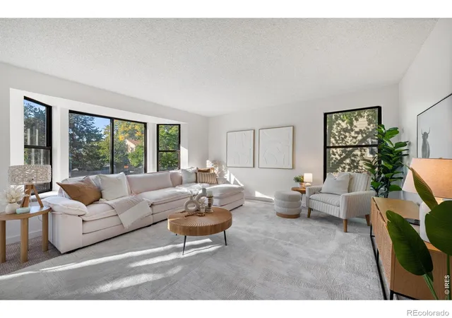 Photo 4 of Single family home for sale at 1000 W Cannon Pl, Lafayette, CO 80026 | MLS# IR1070254 | Listing updated on 2026-10-10