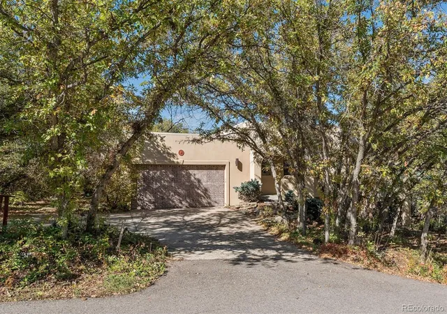 Single family home for sale at 5362 Hawthorne Trl, Littleton, CO 80125 | MLS# 8902088