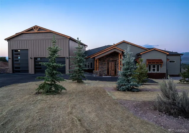 Photo 3 of Single family home for sale at 52 Grosbeak Pl, Glenwood Springs, CO 81601 | MLS# 8209435 | Listing updated on 2026-10-08