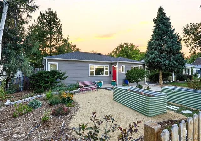 Photo 3 of Single family home for sale at 625 Martin St, Longmont, CO 80501 | MLS# 7634417 | Listing updated on 2026-10-09