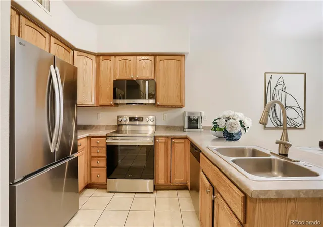Photo 3 of Townhouse for sale at 7450 Lowell Blvd #B, Westminster, CO 80030 | MLS# 8052199 | Listing updated on 2026-10-08