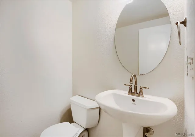 Photo 4 of Townhouse for sale at 7450 Lowell Blvd #B, Westminster, CO 80030 | MLS# 8052199 | Listing updated on 2026-10-08