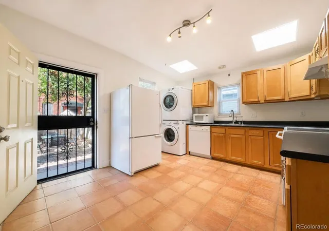Photo 3 of Single family home for sale at 819 E 25th Avenue, Denver, CO 80205 | MLS# 3539867 | Listing updated on 2026-10-10