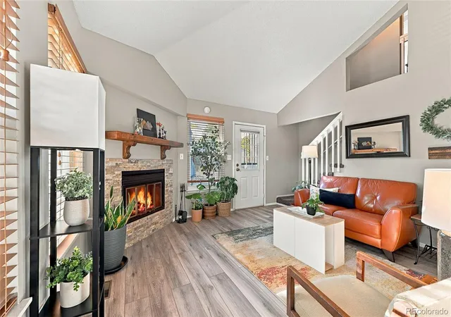 Photo 2 of Townhouse for sale at 625 S Depew St #A, Lakewood, CO 80226 | MLS# 1613076 | Listing updated on 2026-10-15