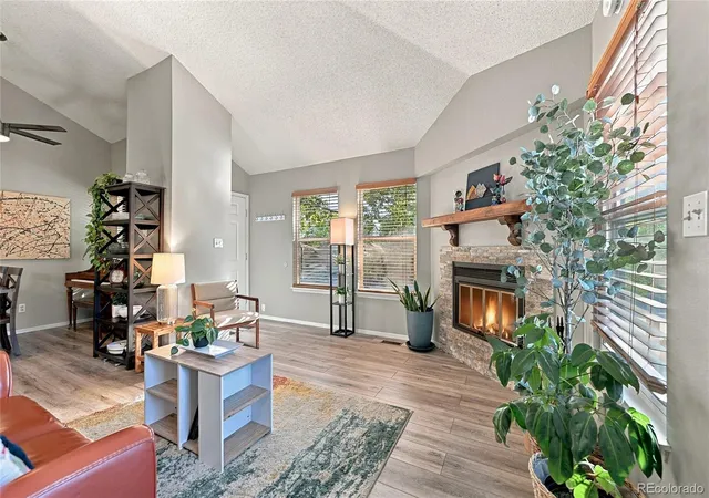 Photo 4 of Townhouse for sale at 625 S Depew St #A, Lakewood, CO 80226 | MLS# 1613076 | Listing updated on 2026-10-15