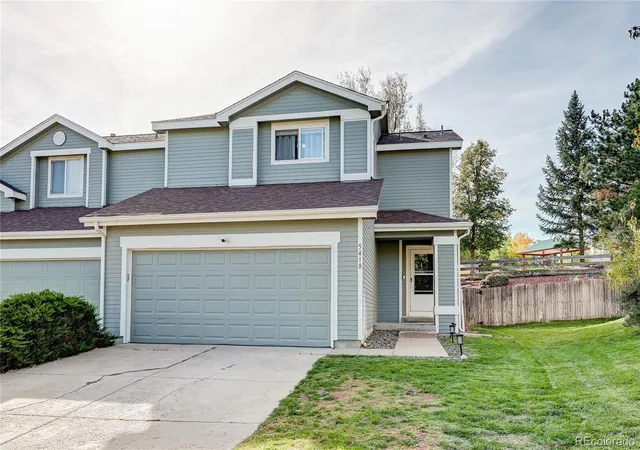 Townhouse for sale at 5418 S Quatar Ct, Aurora, CO 80015 | MLS# 4992765