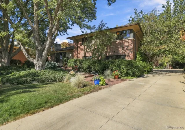 Single family home for sale at 165 Dudley St, Lakewood, CO 80226 | MLS# 1694544