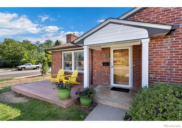 Photo 2 of Single family home for sale at 5 Circle Dr, Fort Collins, CO 80524 | MLS# IR1070267 | Listing updated on 2026-10-09