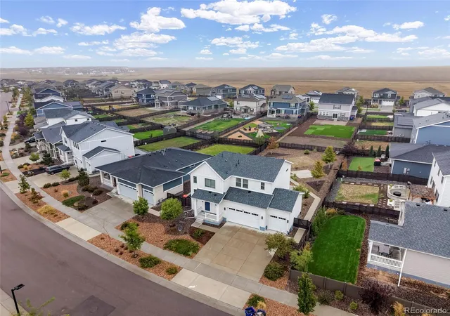 Photo 2 of Single family home for sale at 126 S Vandriver Way, Aurora, CO 80018 | MLS# 6799069 | Listing updated on 2026-10-29
