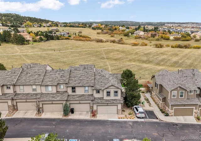 Photo 3 of Townhouse for sale at 17099 Blue Mist Grv, Monument, CO 80132 | MLS# 2414031 | Listing updated on 2026-10-25